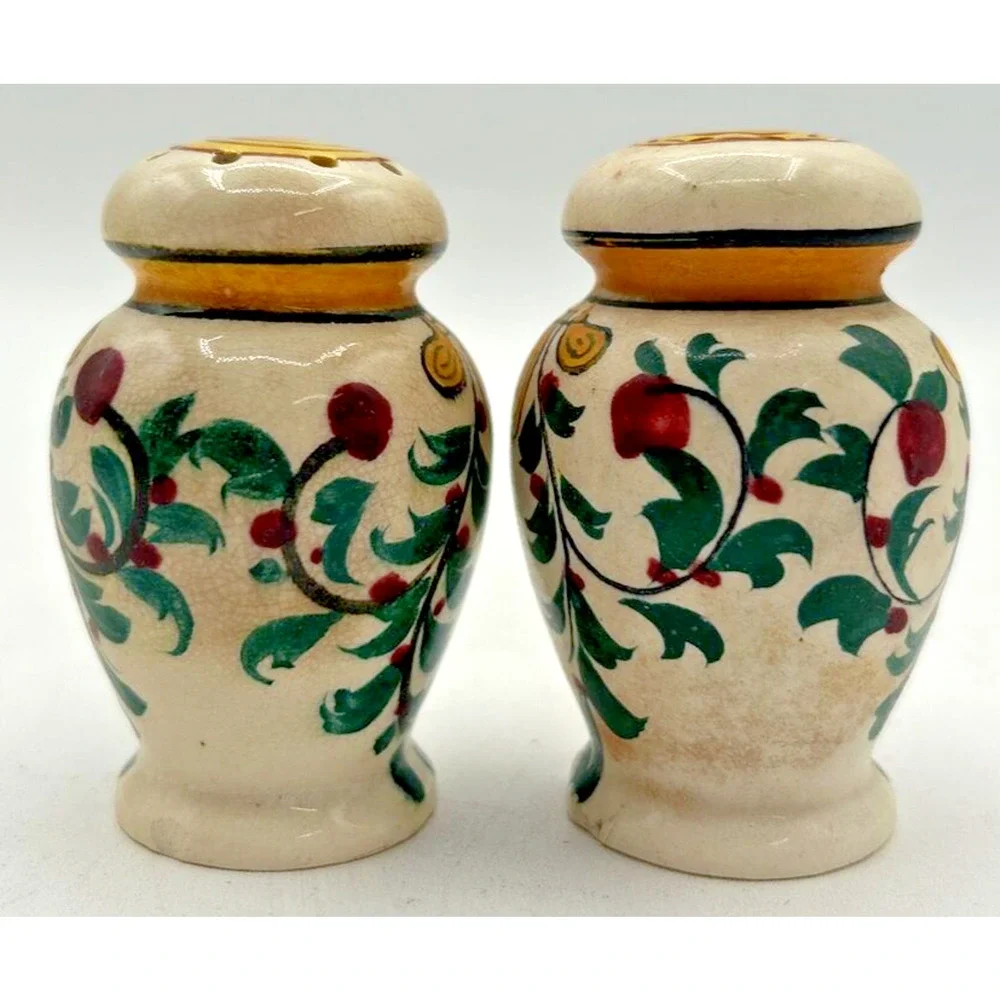 Unbranded vintage set
