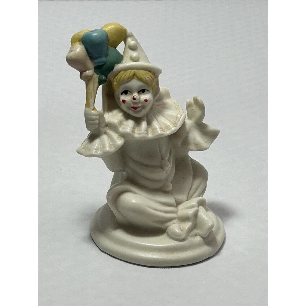 Vintage Ceramic‎ Hand Painted Clown with Balloons Figurine