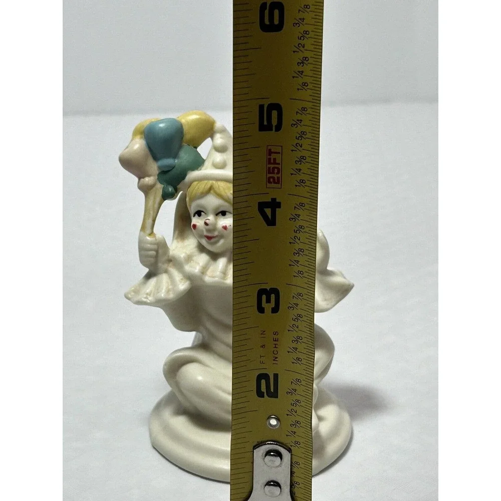 Unbranded vintage ceramic