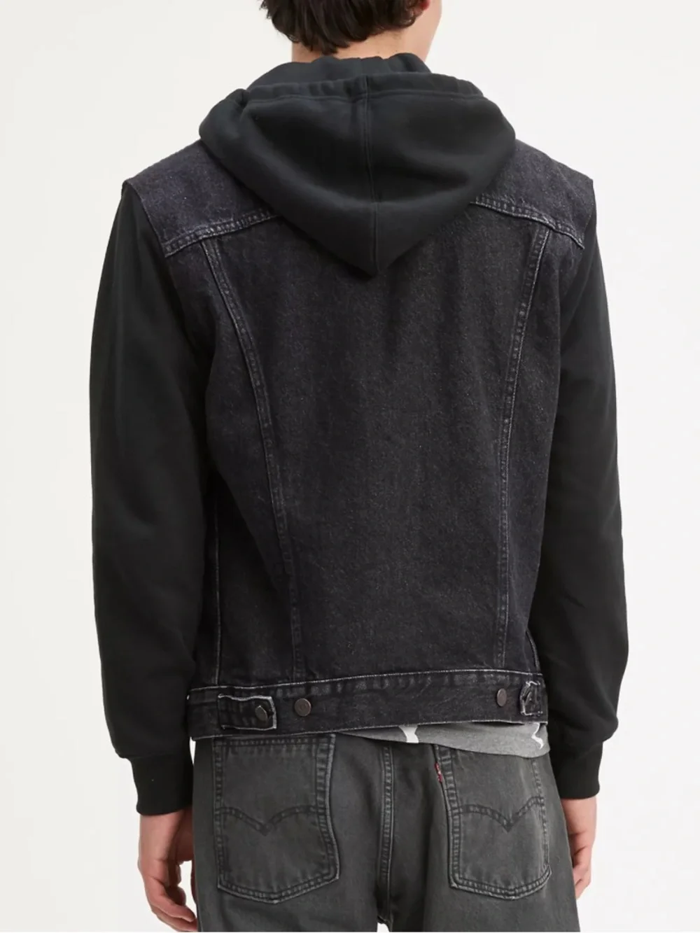 Levis levi mens