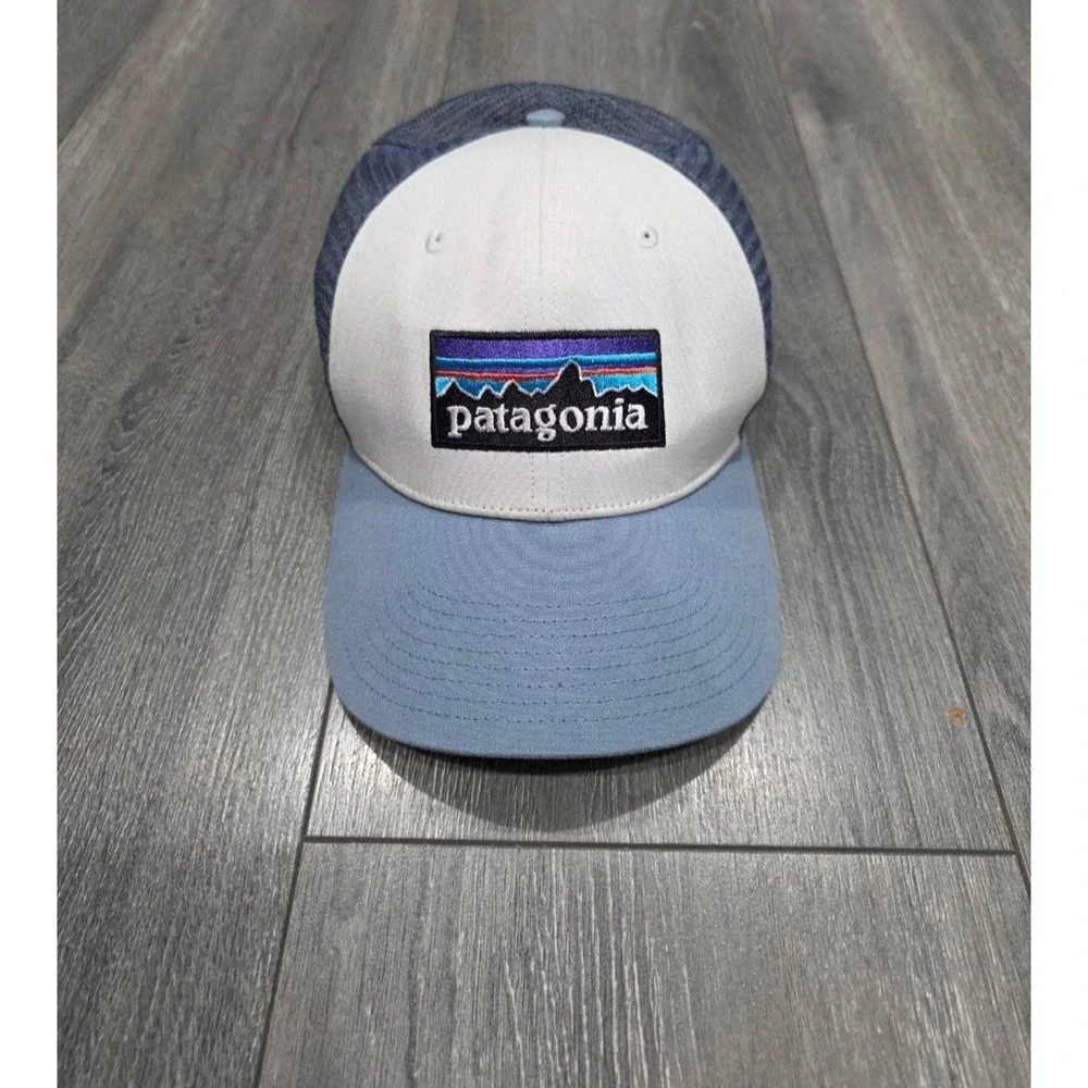 Patagonia model logo