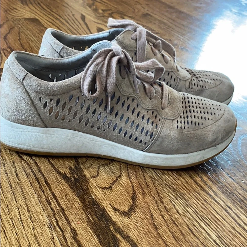 Dansko upper tone sneakers