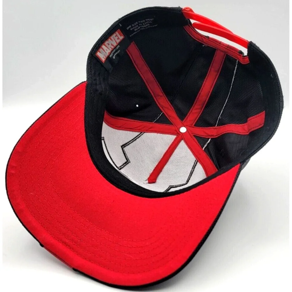 Marvel hat like