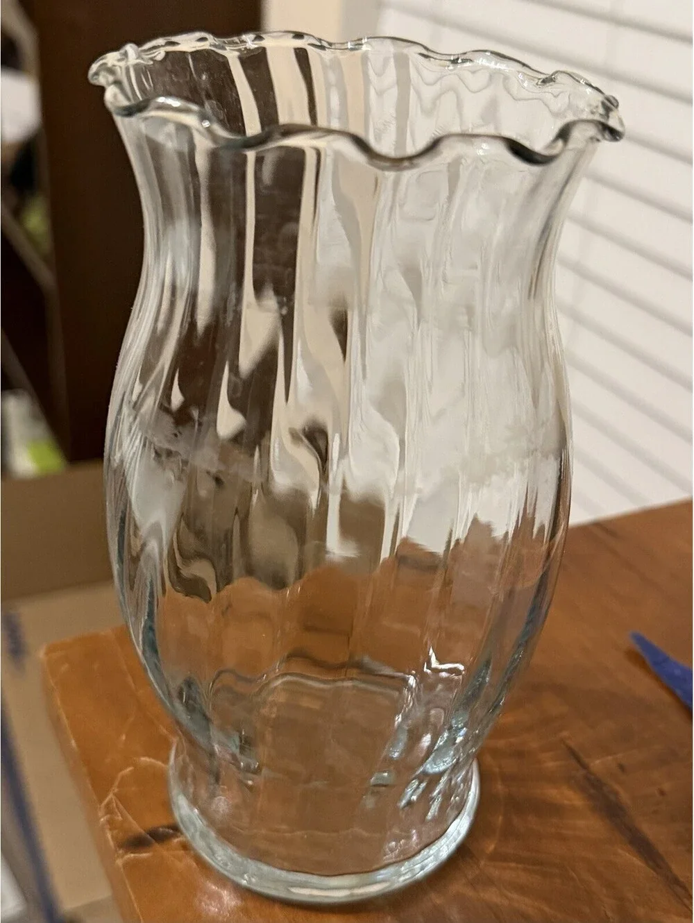 Vtg 6 5/8 Inch Tall Clear Glass Ribbed Small Vase with Scalloped Edges EUC