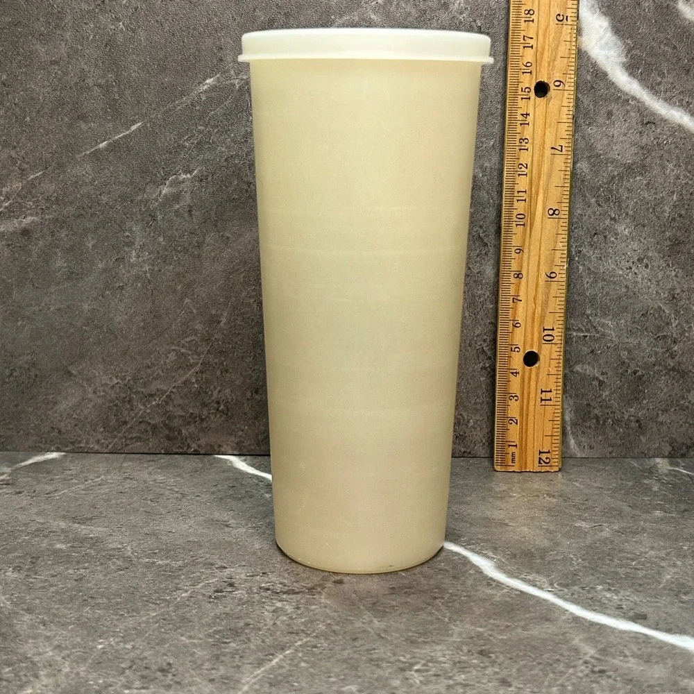 Tupperware vintage tall