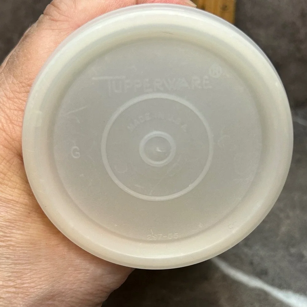 Tupperware vintage tall