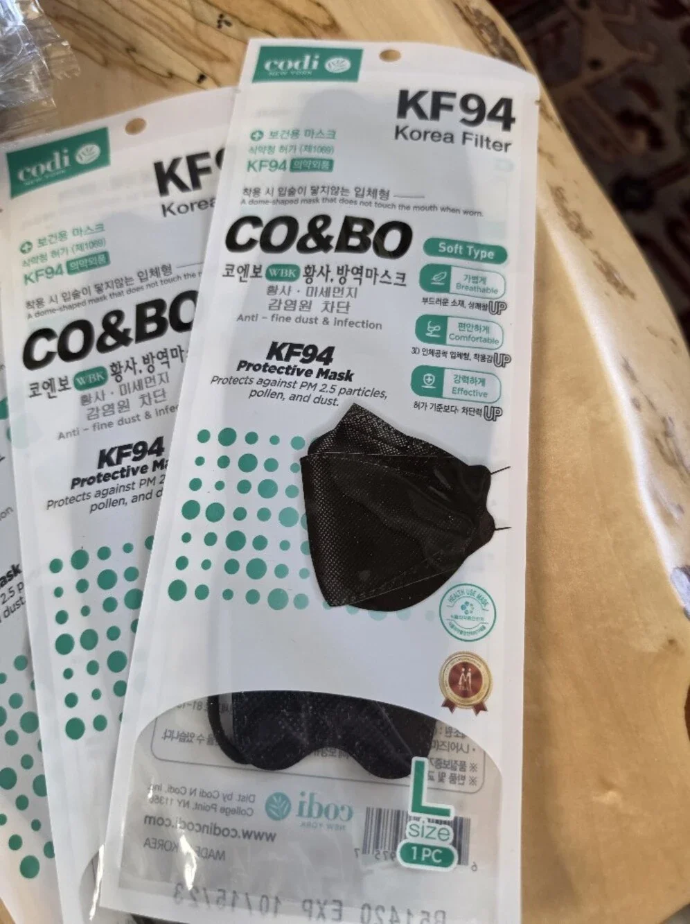 N/A comfortable black