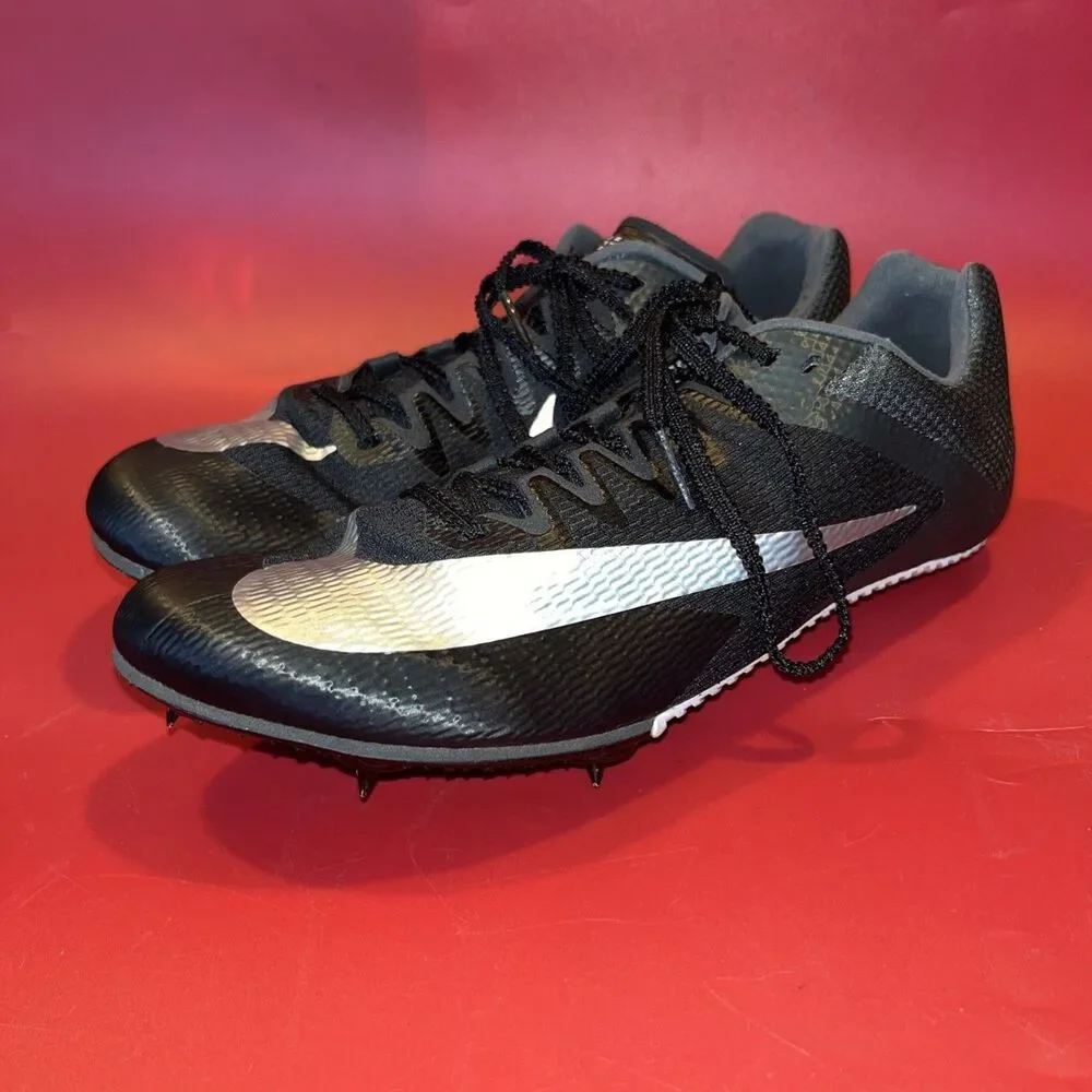 Nike zoom rival