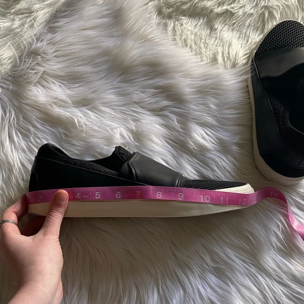 Zara worn love