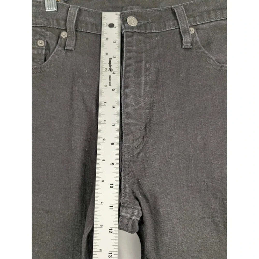 Levis *excellent light