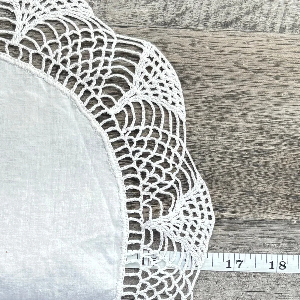 Vintage white oval