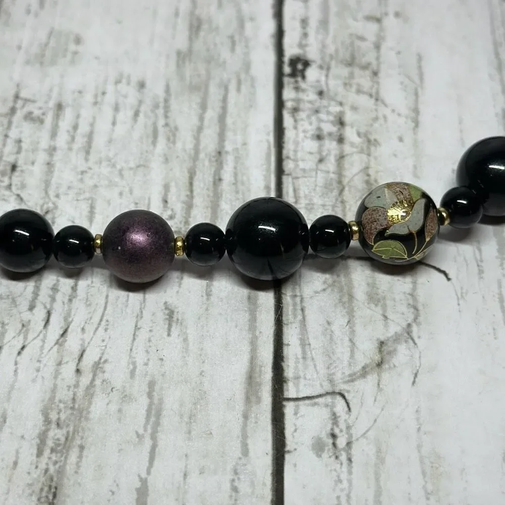 Cloisonné black purple