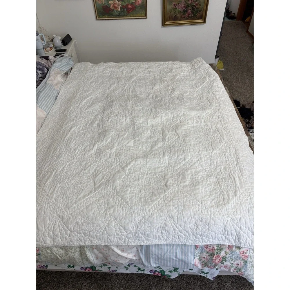 Arch Quilts appears be