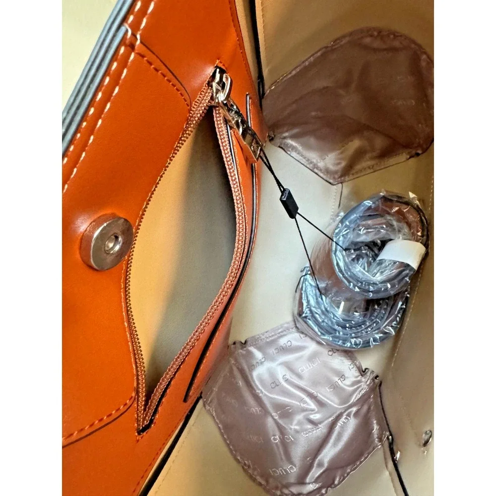 Cluci vegan leather