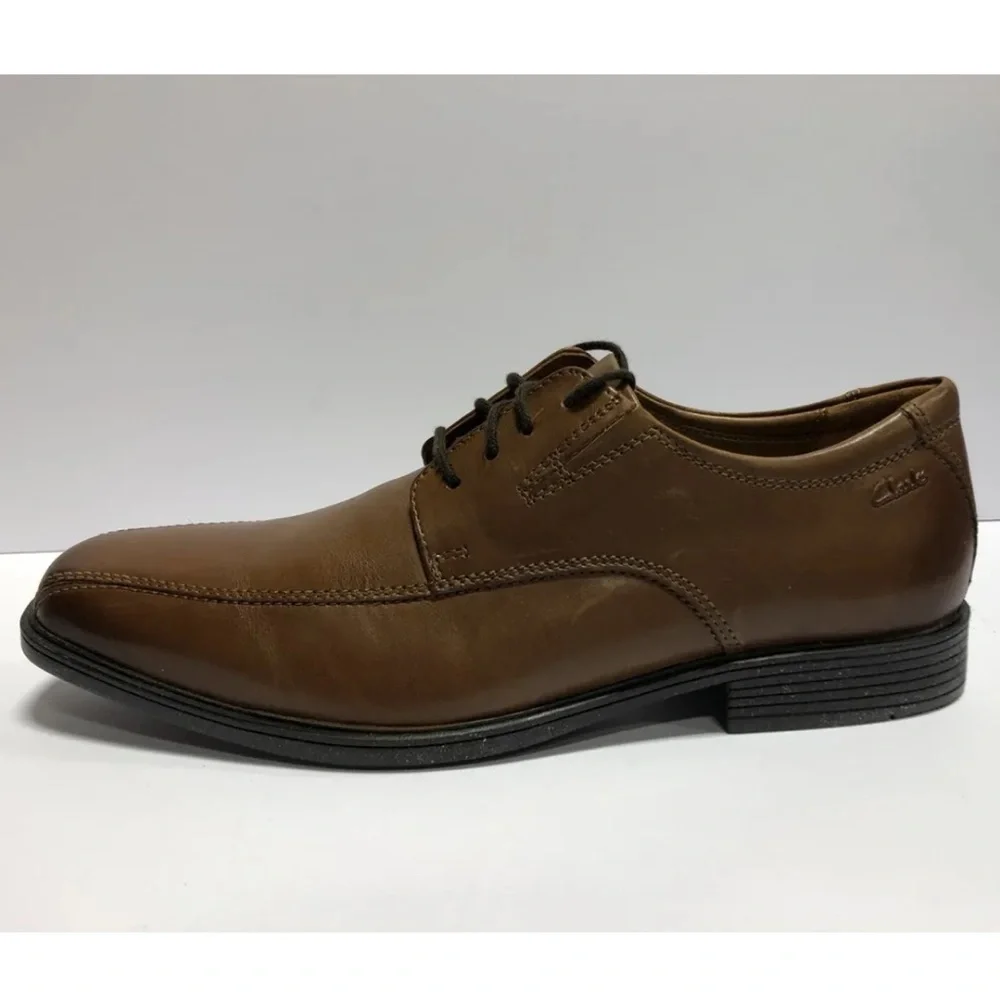 Clark’s Men’s Tilden Walk, Brown Leather Oxford, Size 9.5 M.