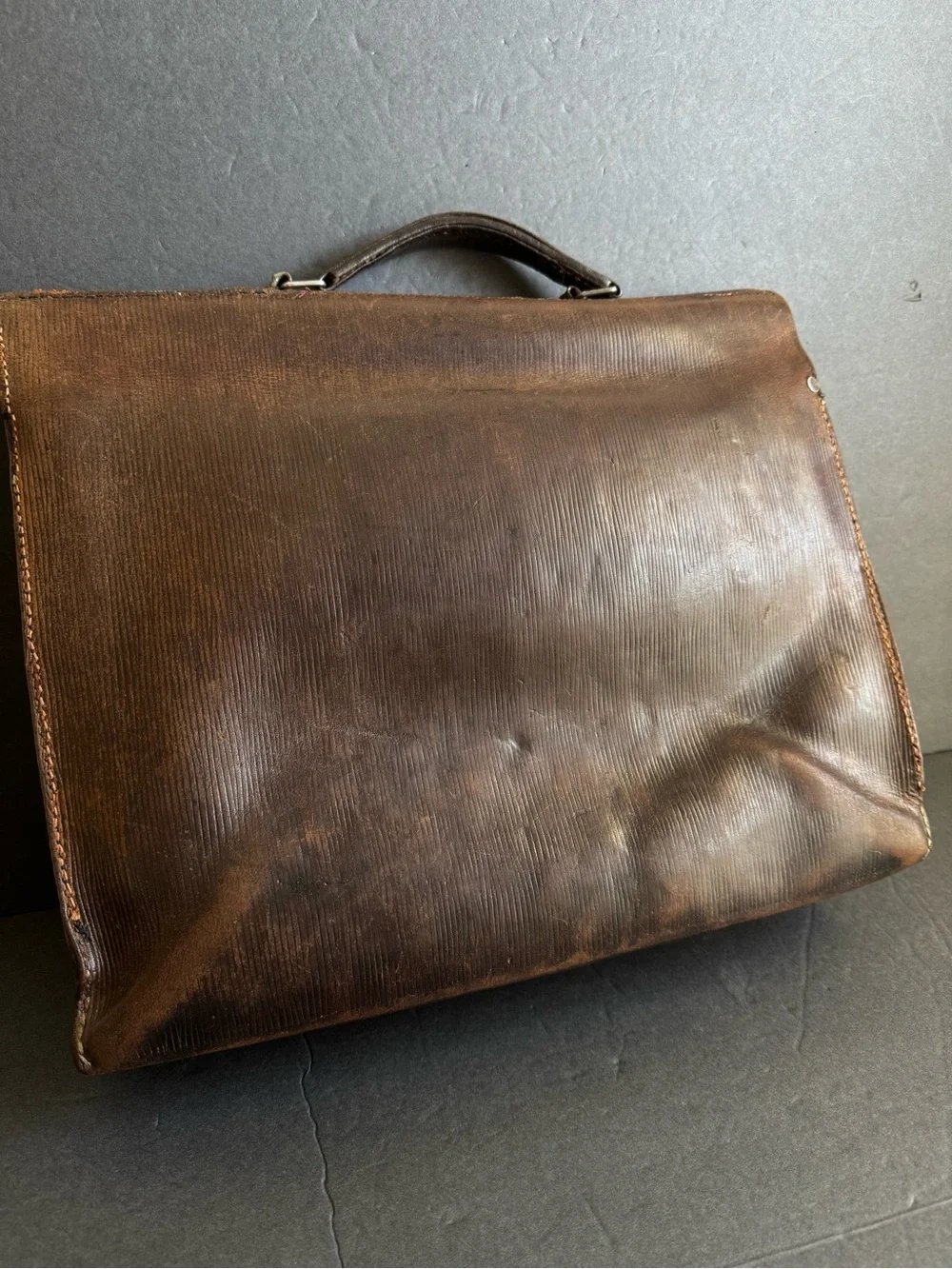 Vintage 1940s briefcase