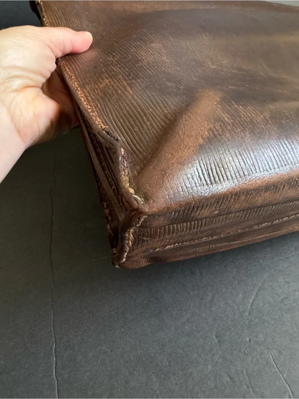 Vintage 1940s briefcase