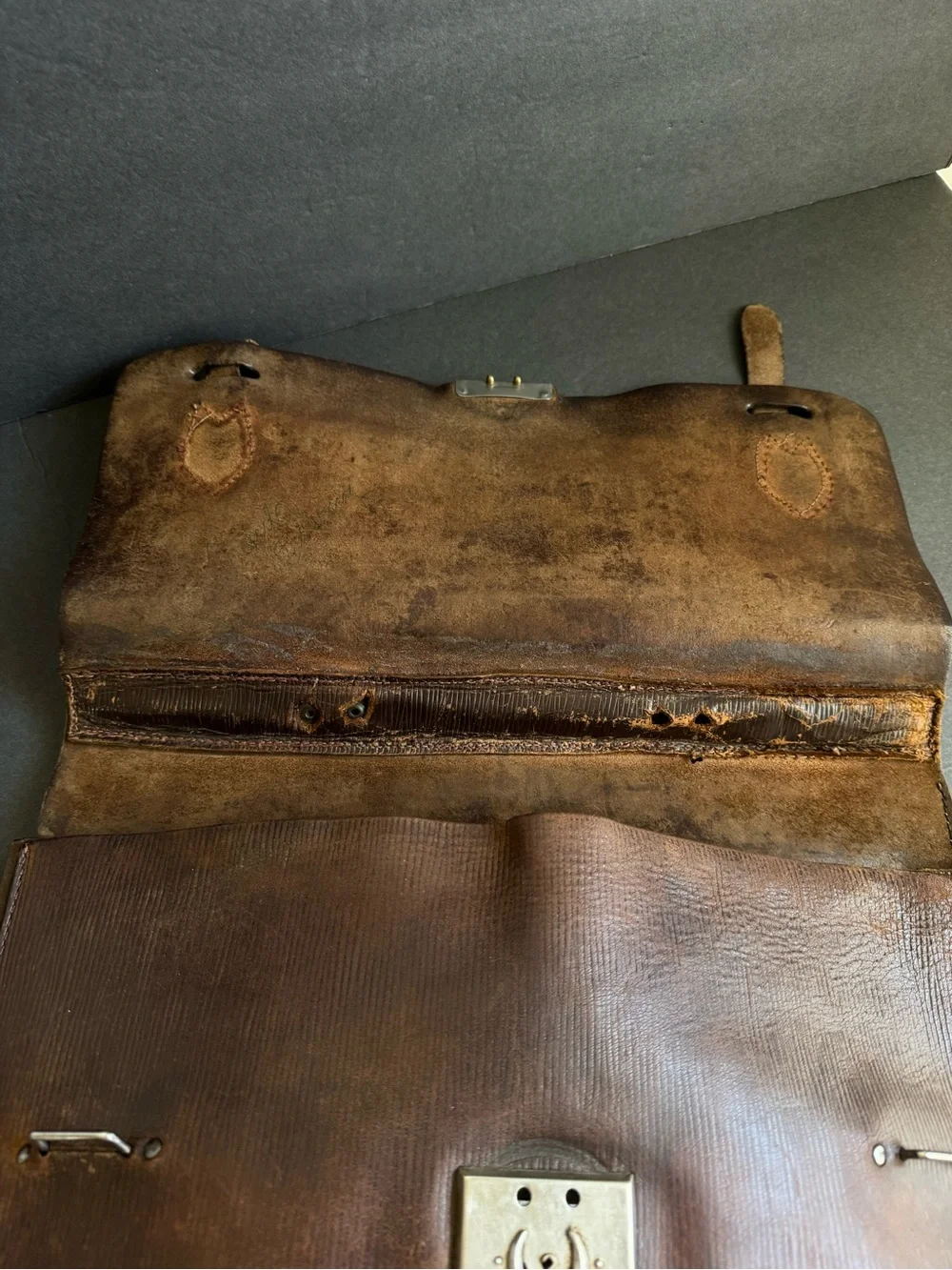 Vintage 1940s briefcase