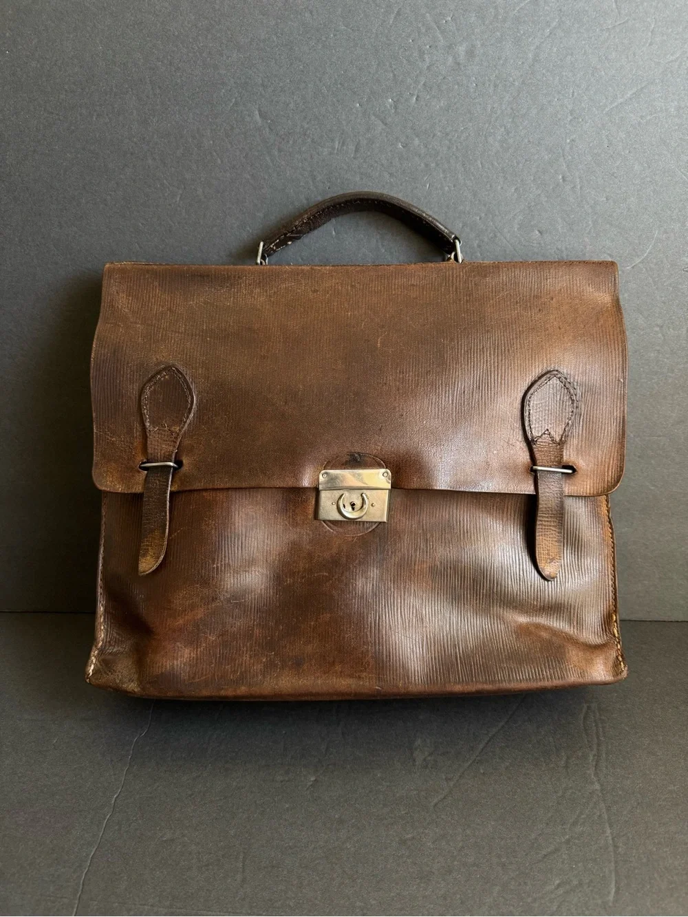 Vintage 1940s briefcase