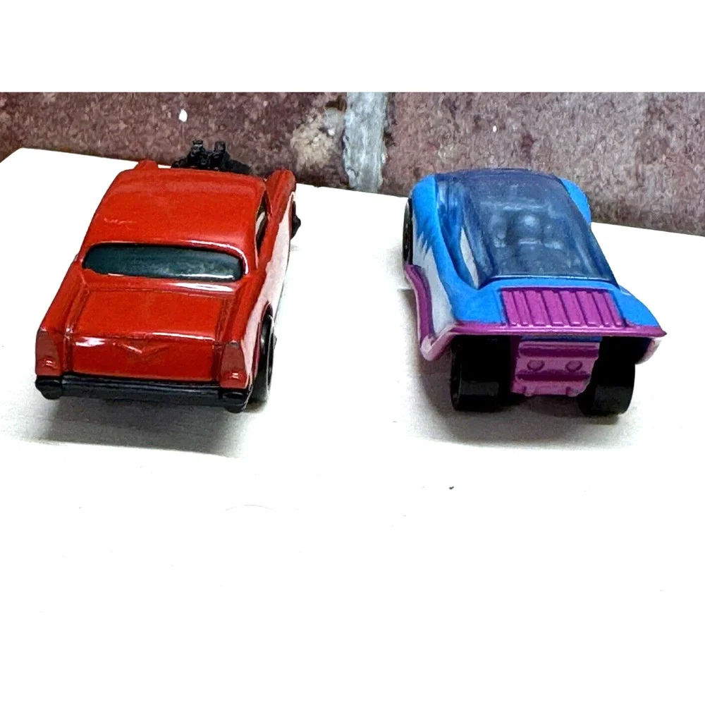Lot of 2 Vintage Hot Wheels '57 Chevy Red Black 1993 & Blue Radar Racer 1995‎