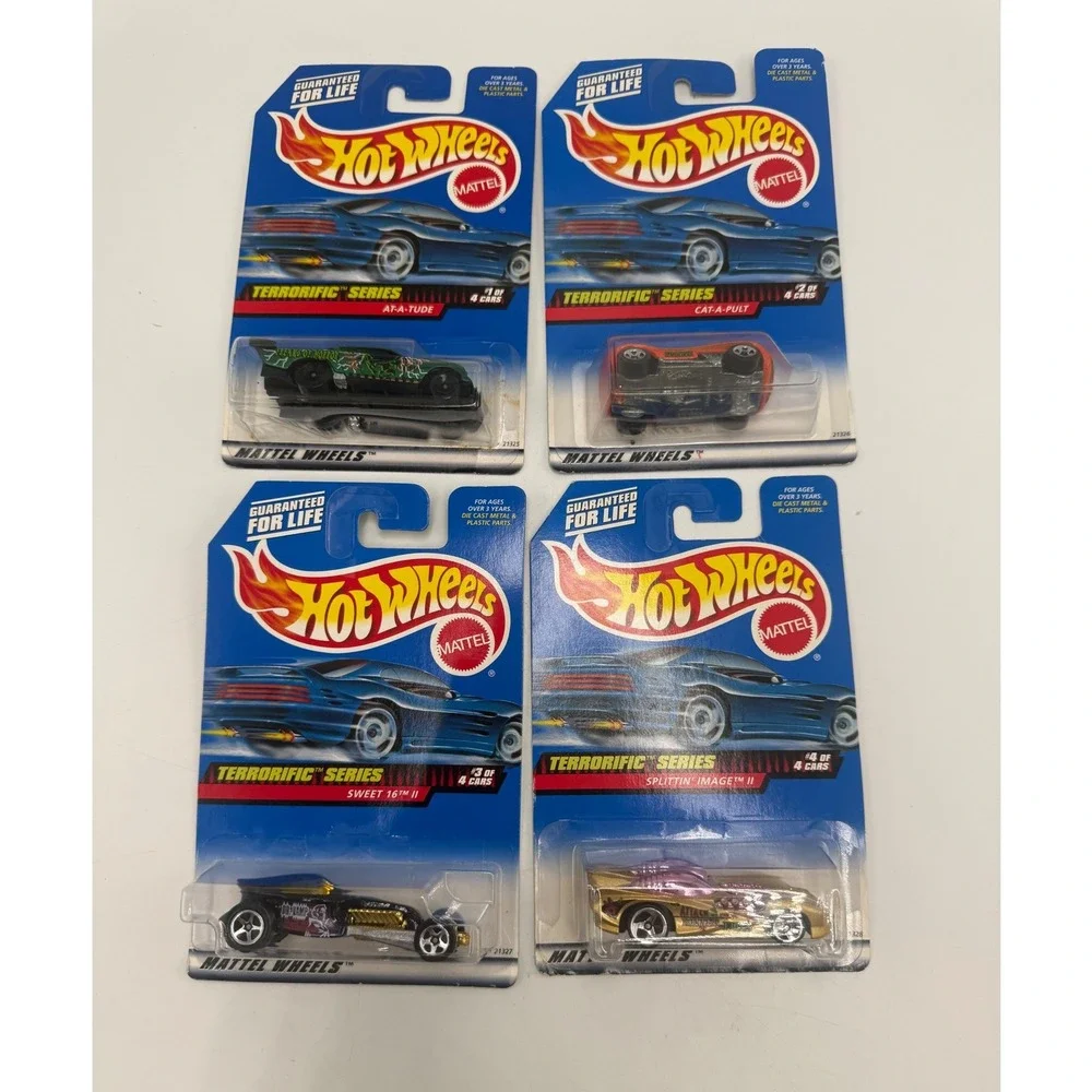 Hot Wheels Terrorific Series Set of‎ 4 1999 Vintage Diecast Cars 977 978 979 980