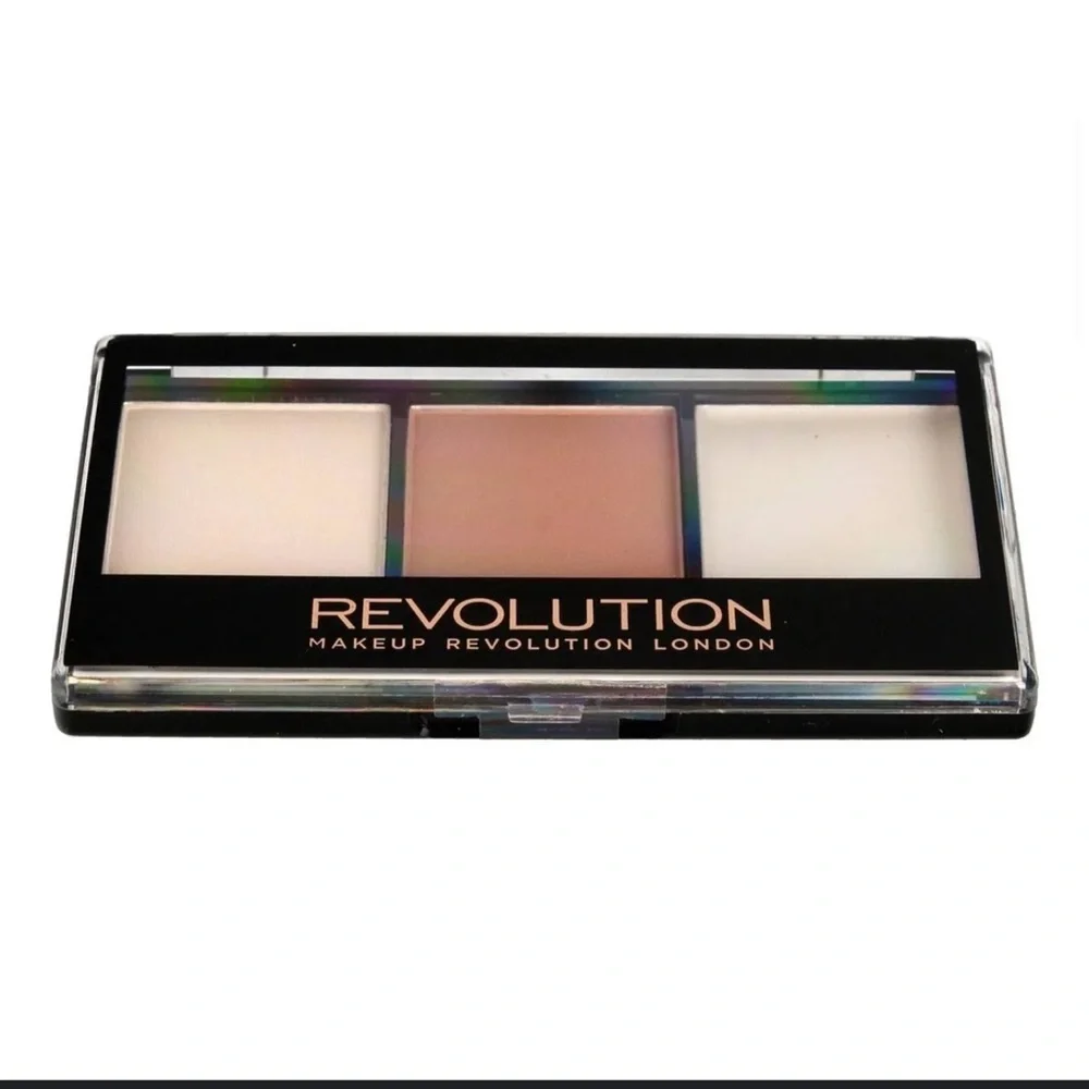 Makeup Revolution define sculpt