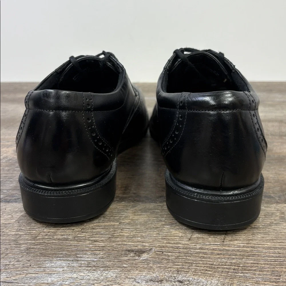 Rockport refined style
