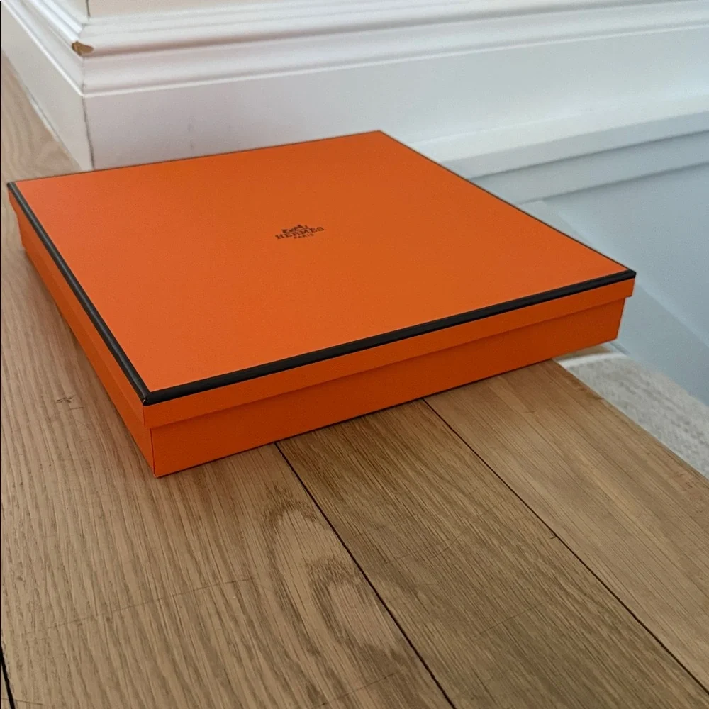 Hermes iconic box