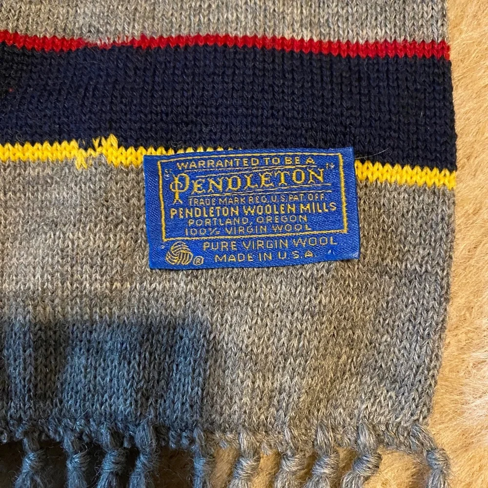 Pendleton 100% Virgin Wool Grey Multicolor Striped Fringed Scarf OS