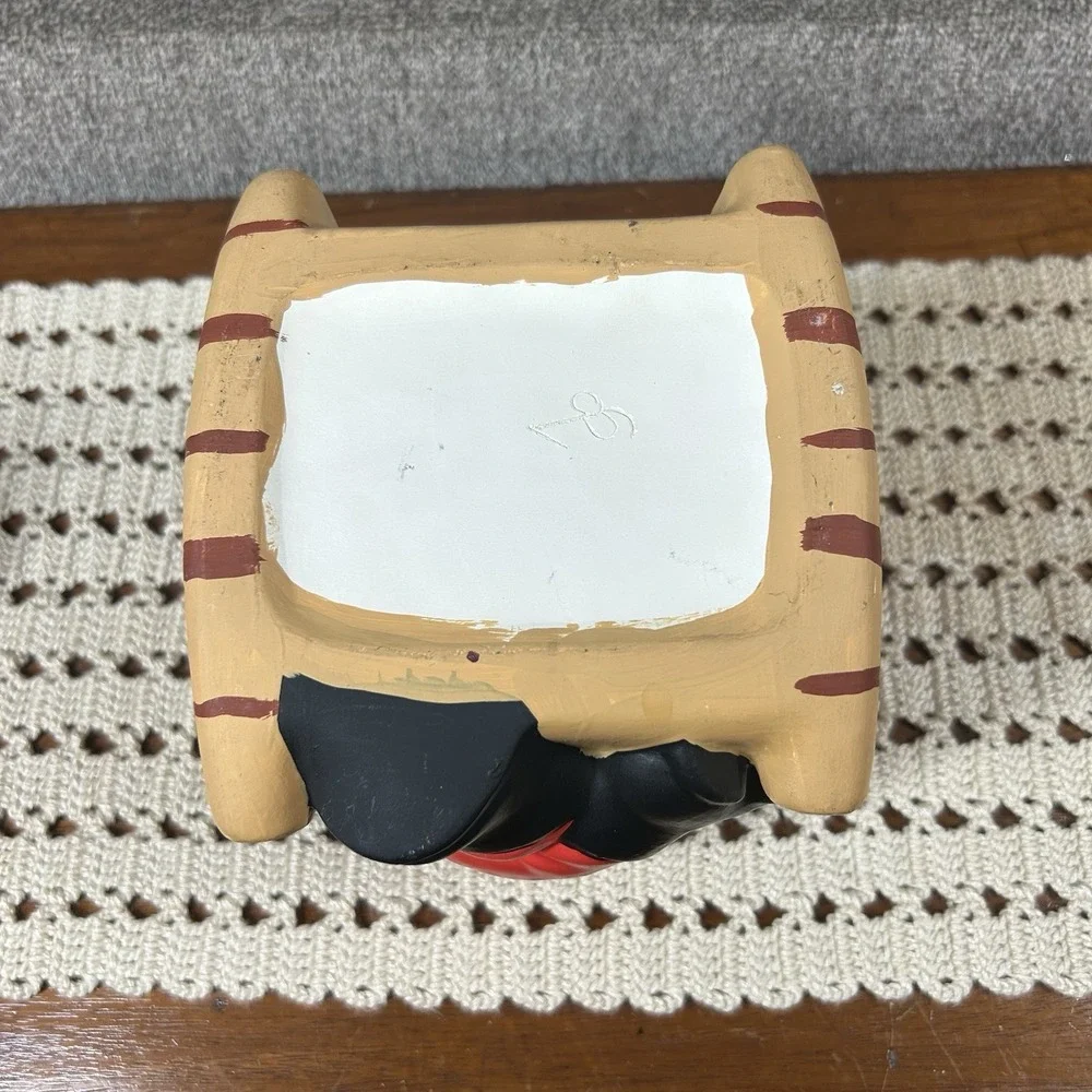 N/A vtg ceramic