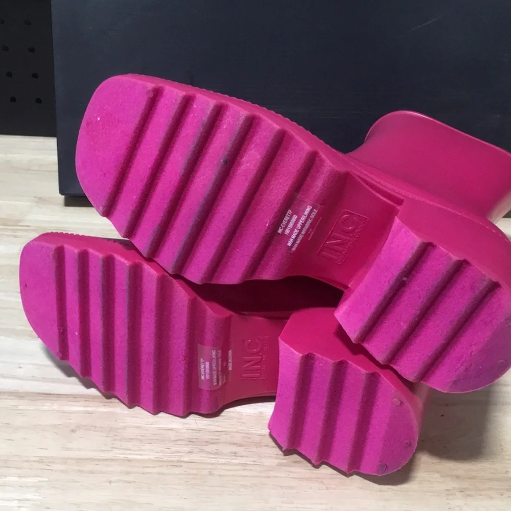 INC International Concepts stylish pink