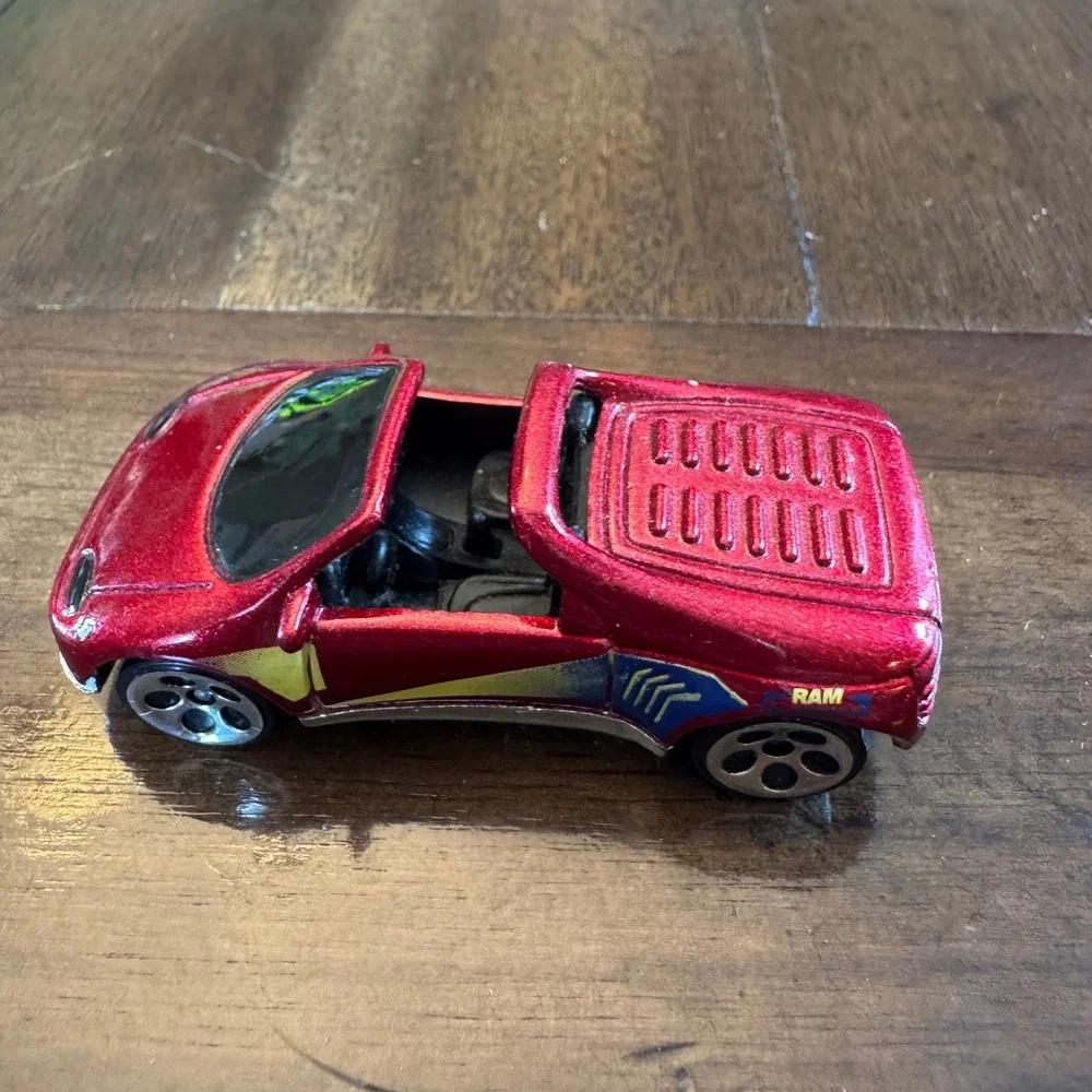Hot Wheels minor paint