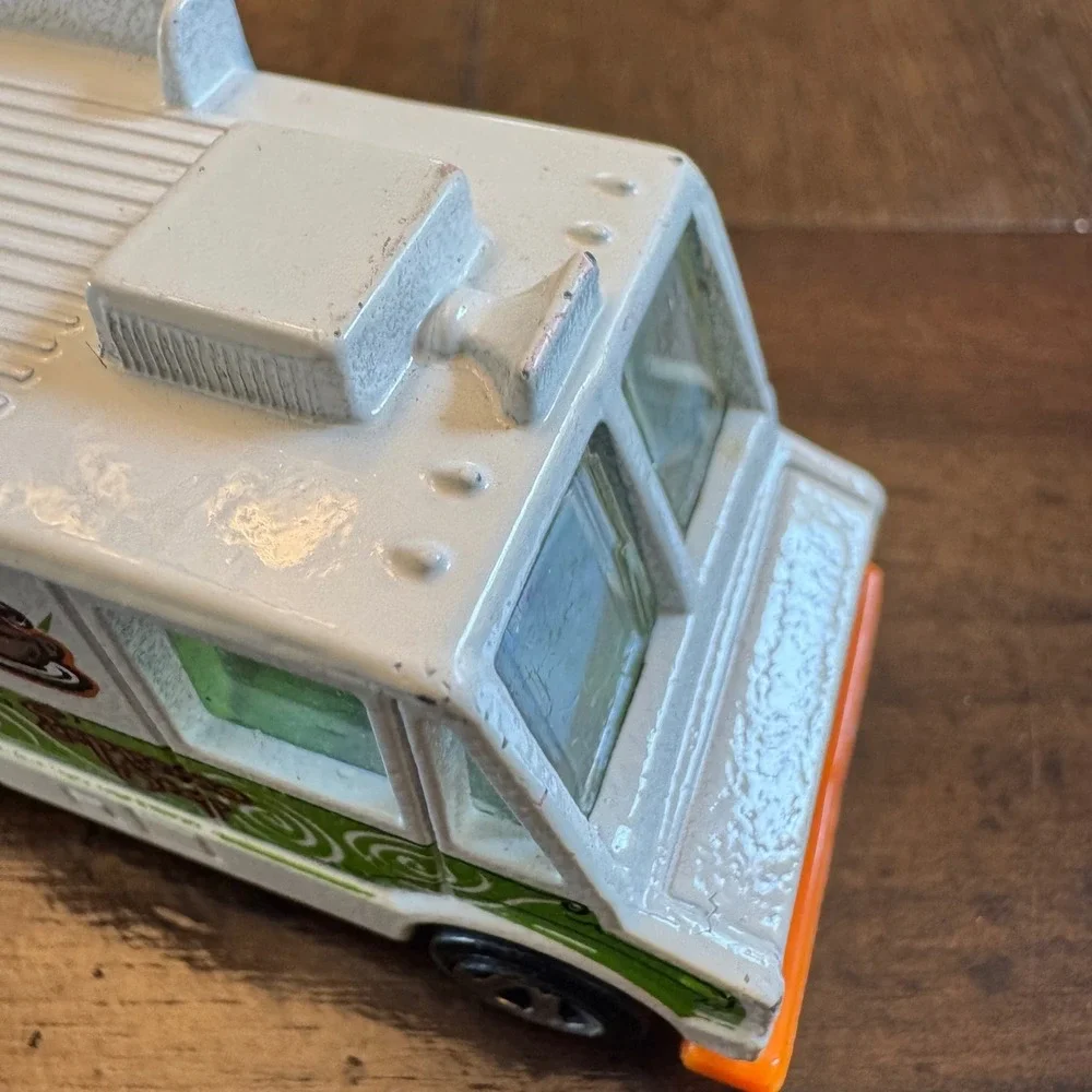 Hot Wheels visible paint