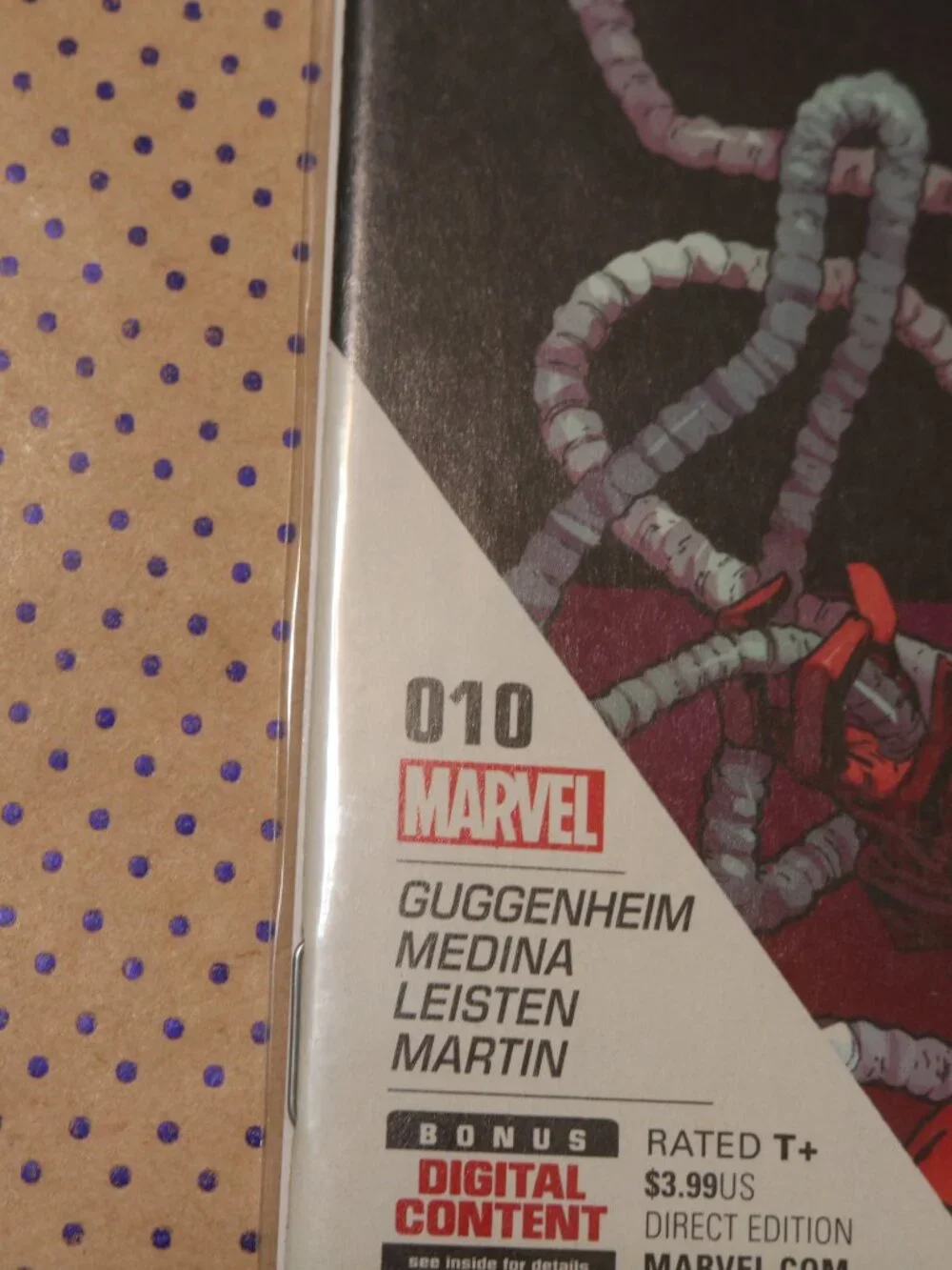 Marvel men gold