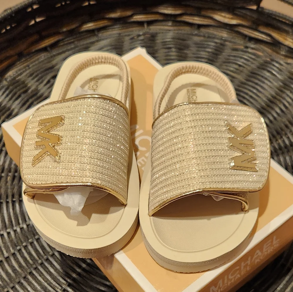 MICHAEL Michael Kors vanilla if carefully