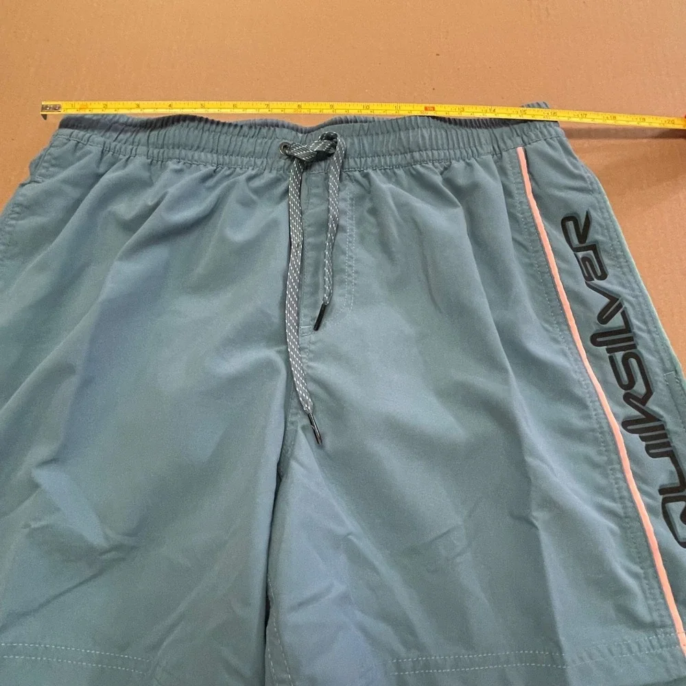 Quiksilver product pair