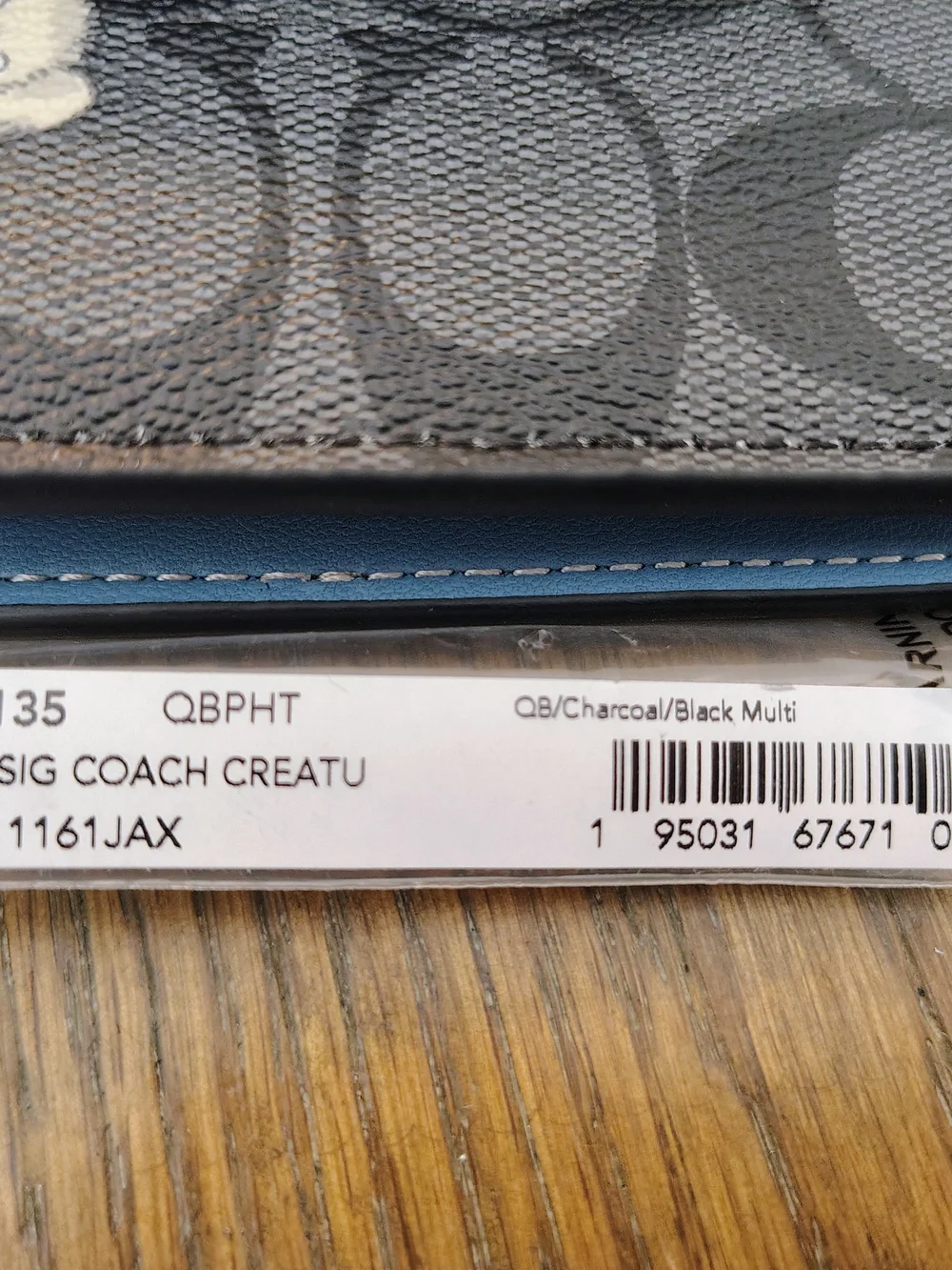 Coach cash vibrant
