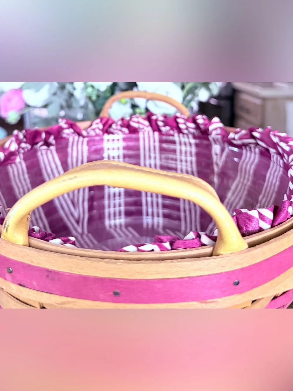 Longaberger basket excellent