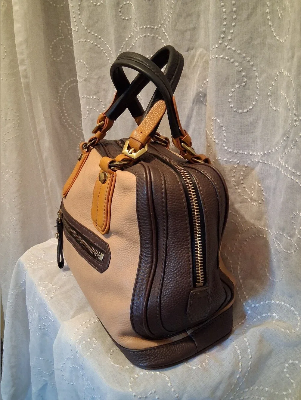 orYANY structured leather