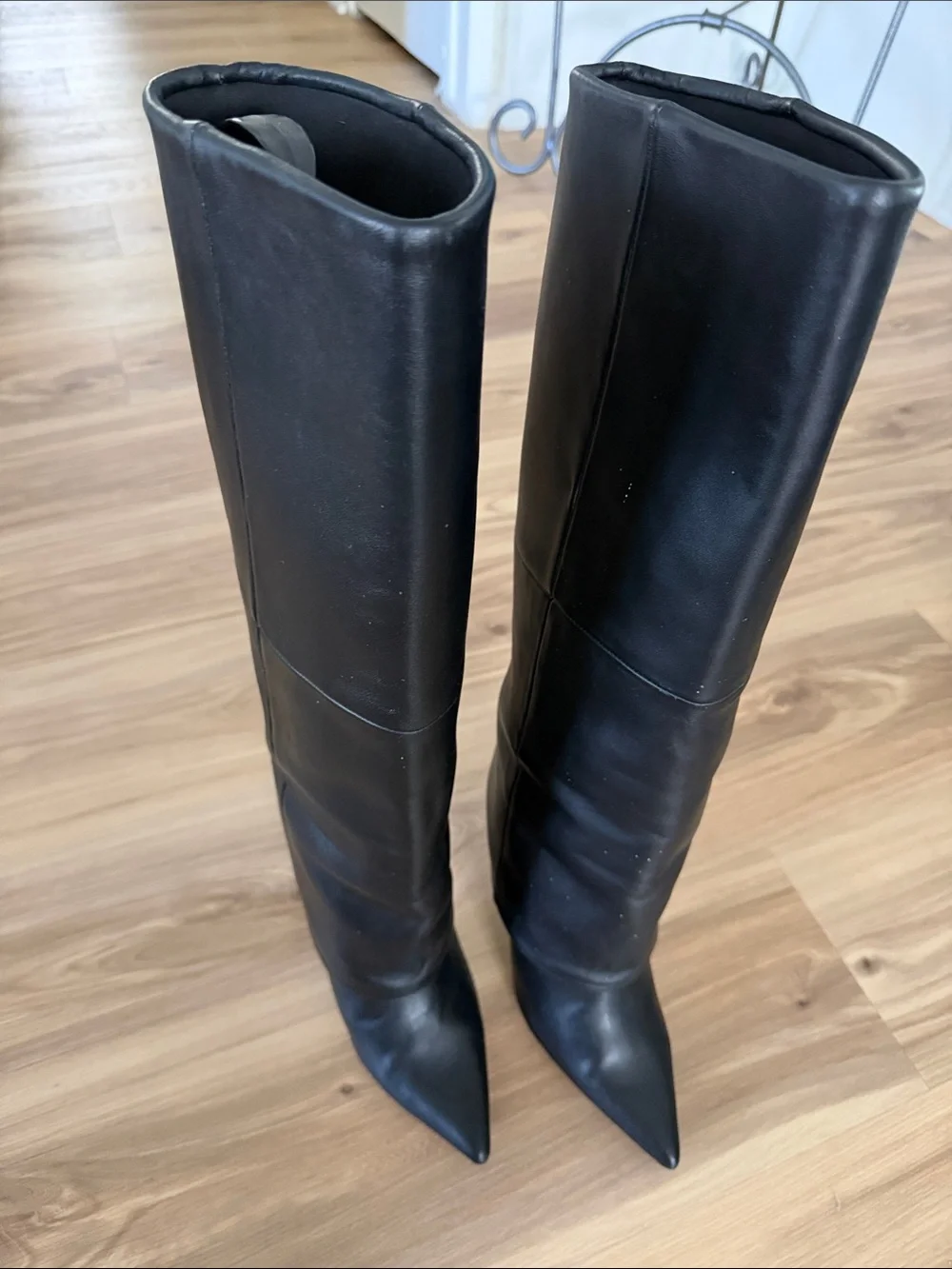 Steve Madden tall over