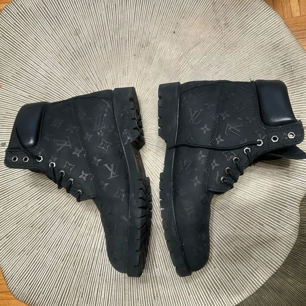 Louis Vuitton open reasonable