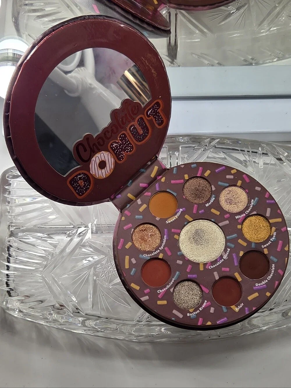 Glamlite chocolate donut