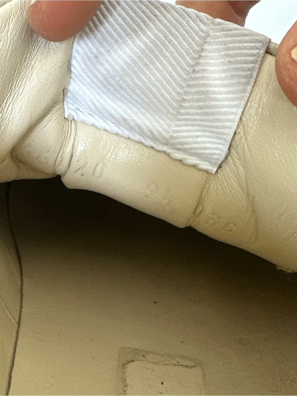 Gucci cream leather