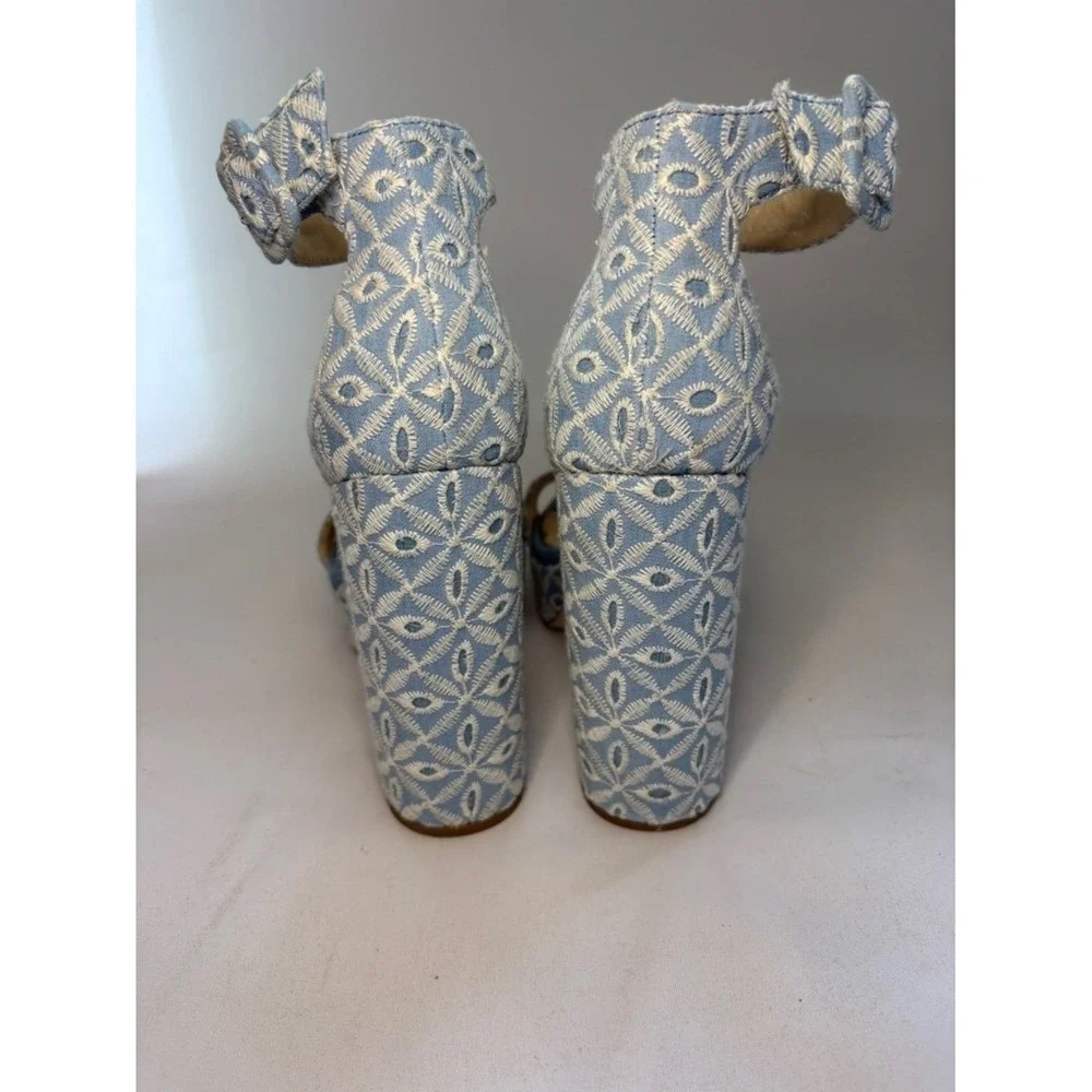 Jessica Simpson these are