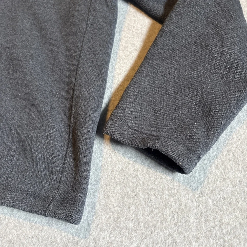 The North Face mens quarter