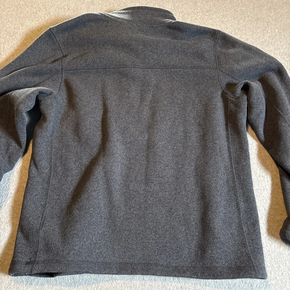 The North Face mens quarter