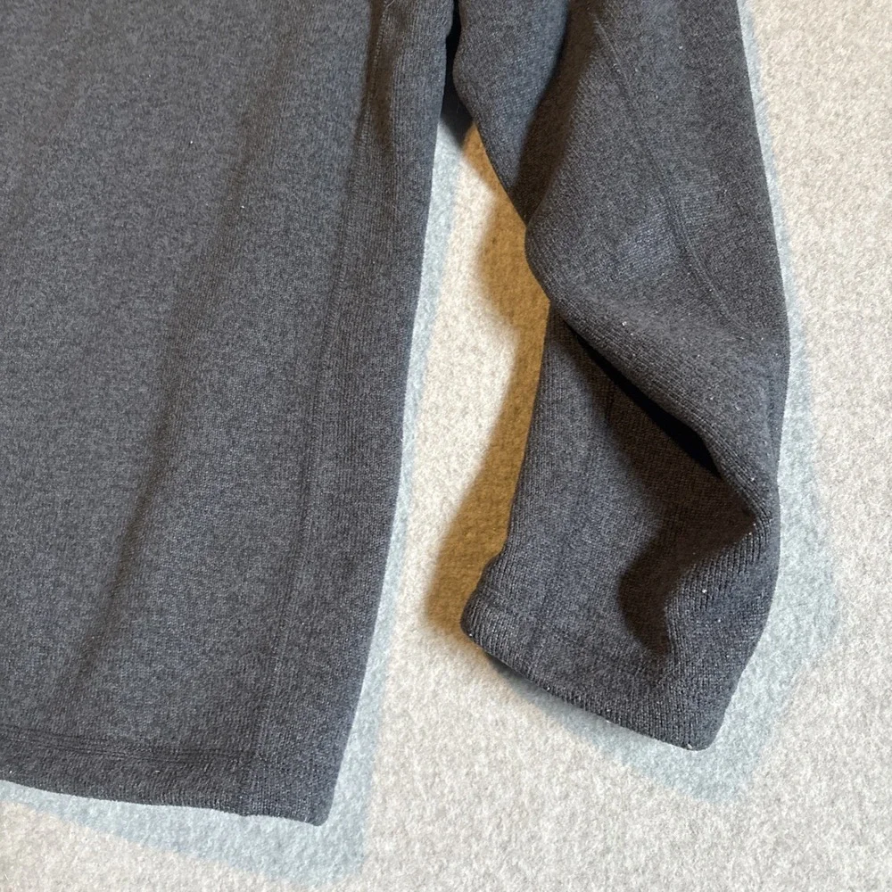 The North Face mens quarter