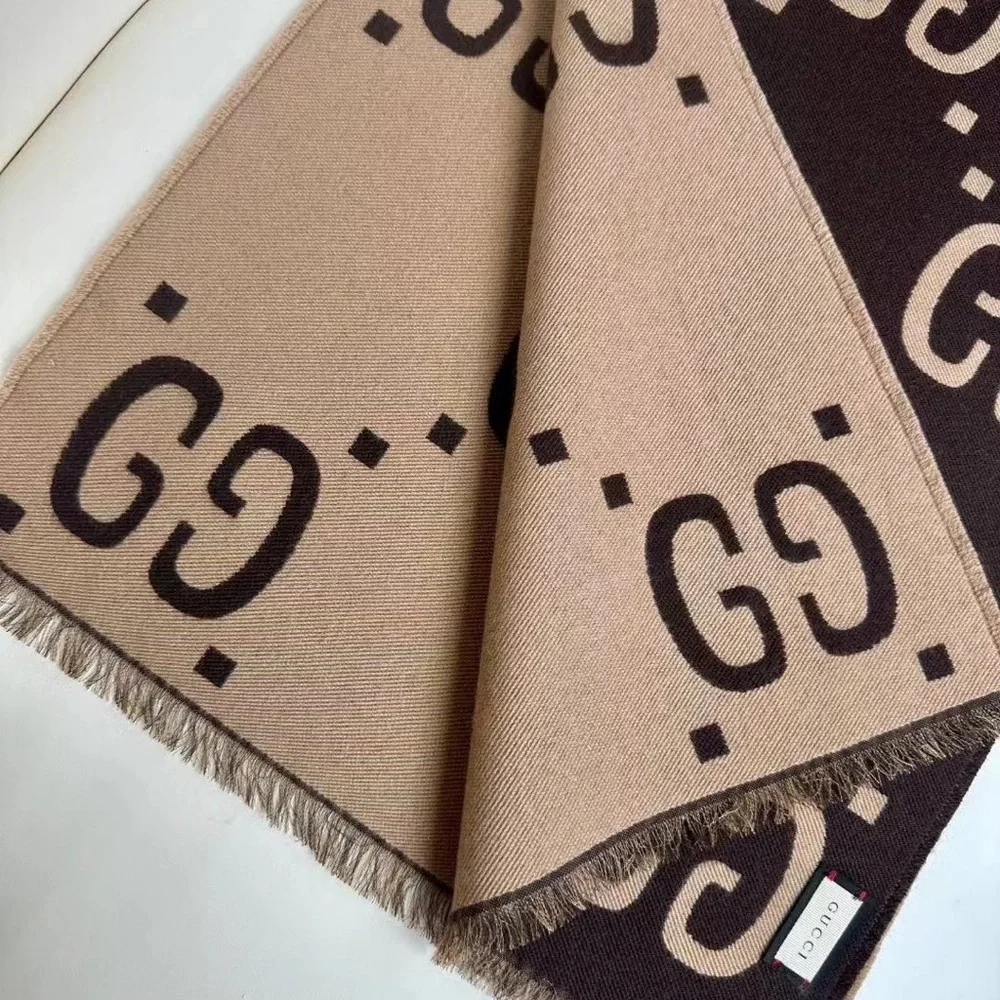Gucci. finish lightweight easy