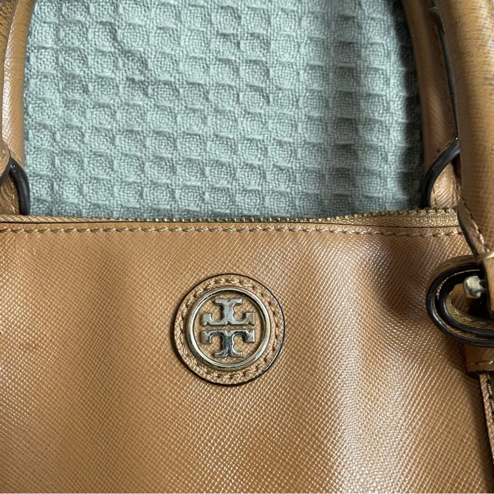 Tory Burch tory burch