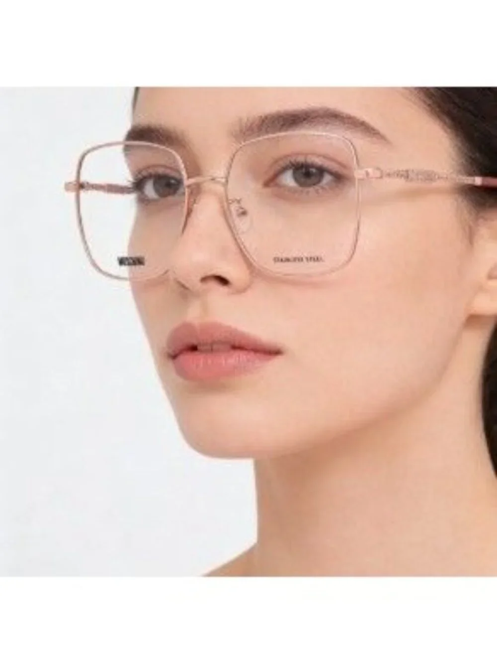 Moschino authentic mos615